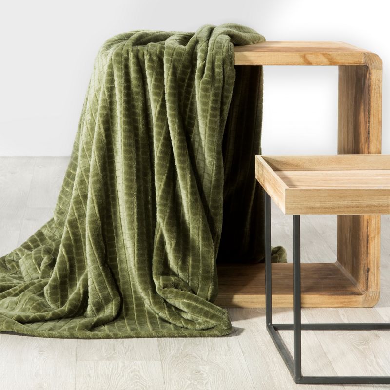 Jednofarebná deka - Cindy 2 olivová (Rozmer deky: š. 200 cm x d. 220 cm)